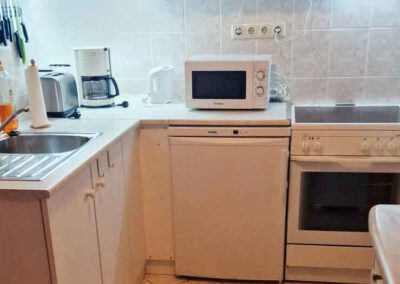 Urlaub mit Hund am Balaton? Ferienhaus in Balatonlelle mit Grillplatz, Spazierwegen & Nähe zum See. Ideal für Hundebesitzer.